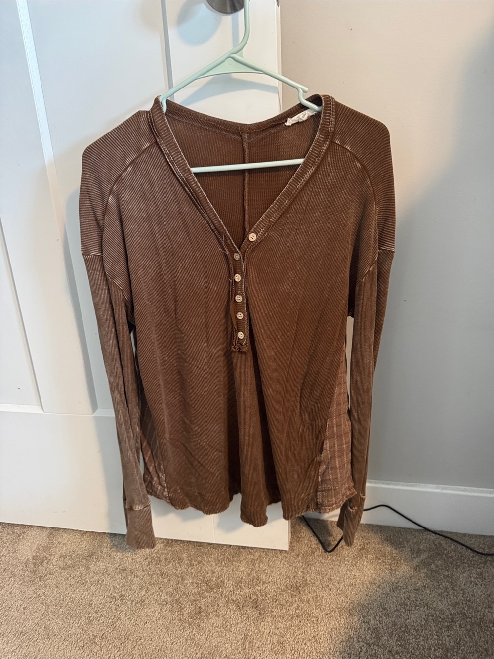 easel Brown Long-Sleeve Henley Top
